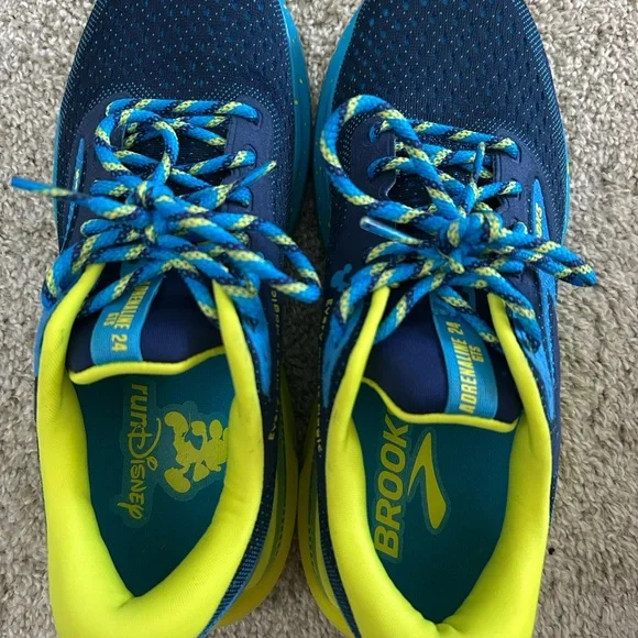 Brooks Adrenaline GTS24 RunDisney - Picture 6 of 6